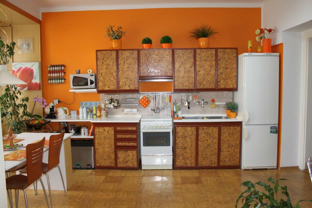 Cosy Apartment Under The Tower Prague Ngoại thất bức ảnh