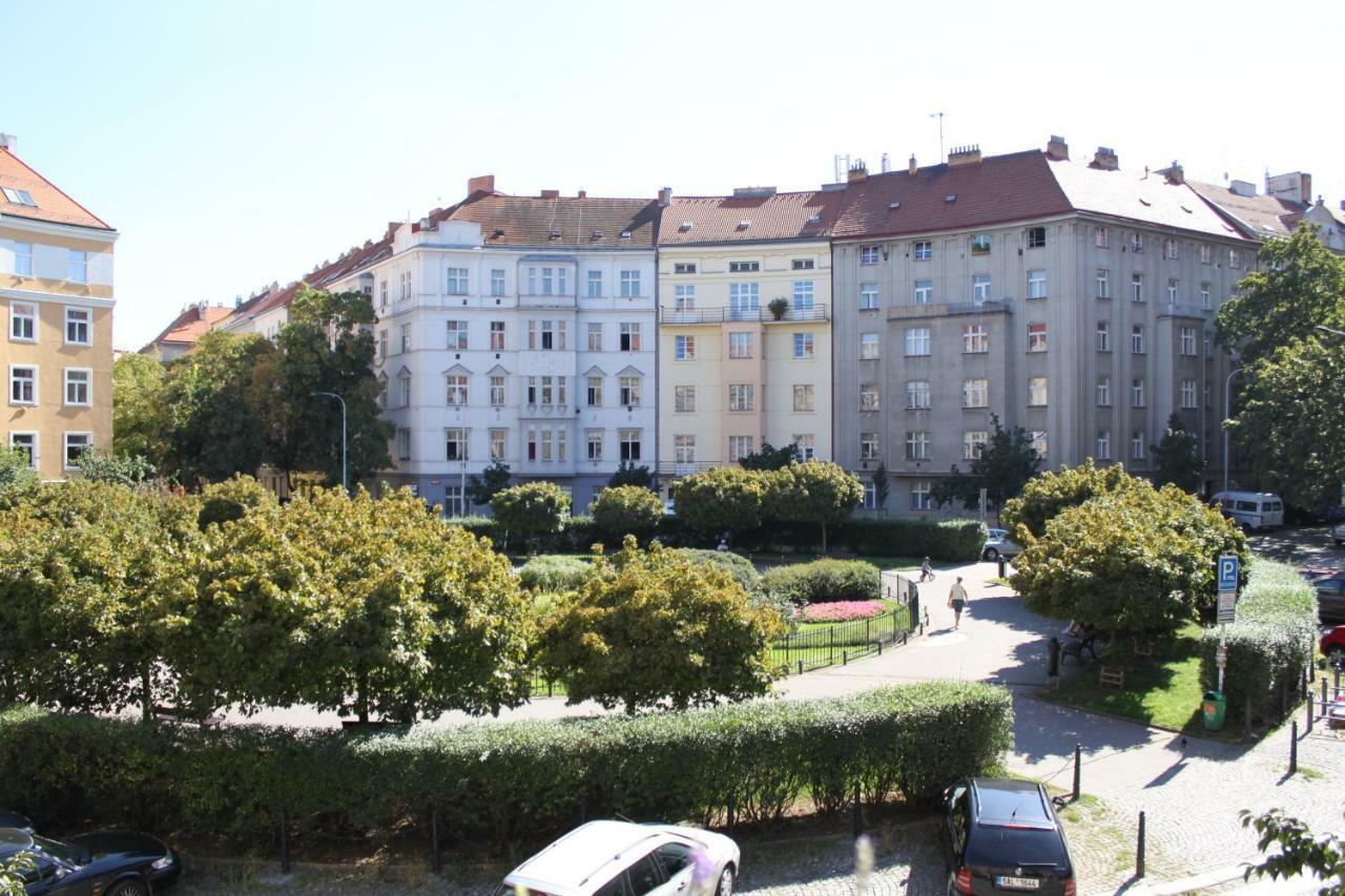 Cosy Apartment Under The Tower Prague Ngoại thất bức ảnh